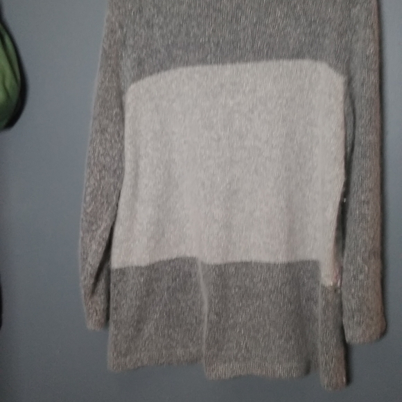 Gray Eyelash Floral Embroidered Knit Sweater Silk Angora Blend Mock Neck Size XL - Picture 7 of 8